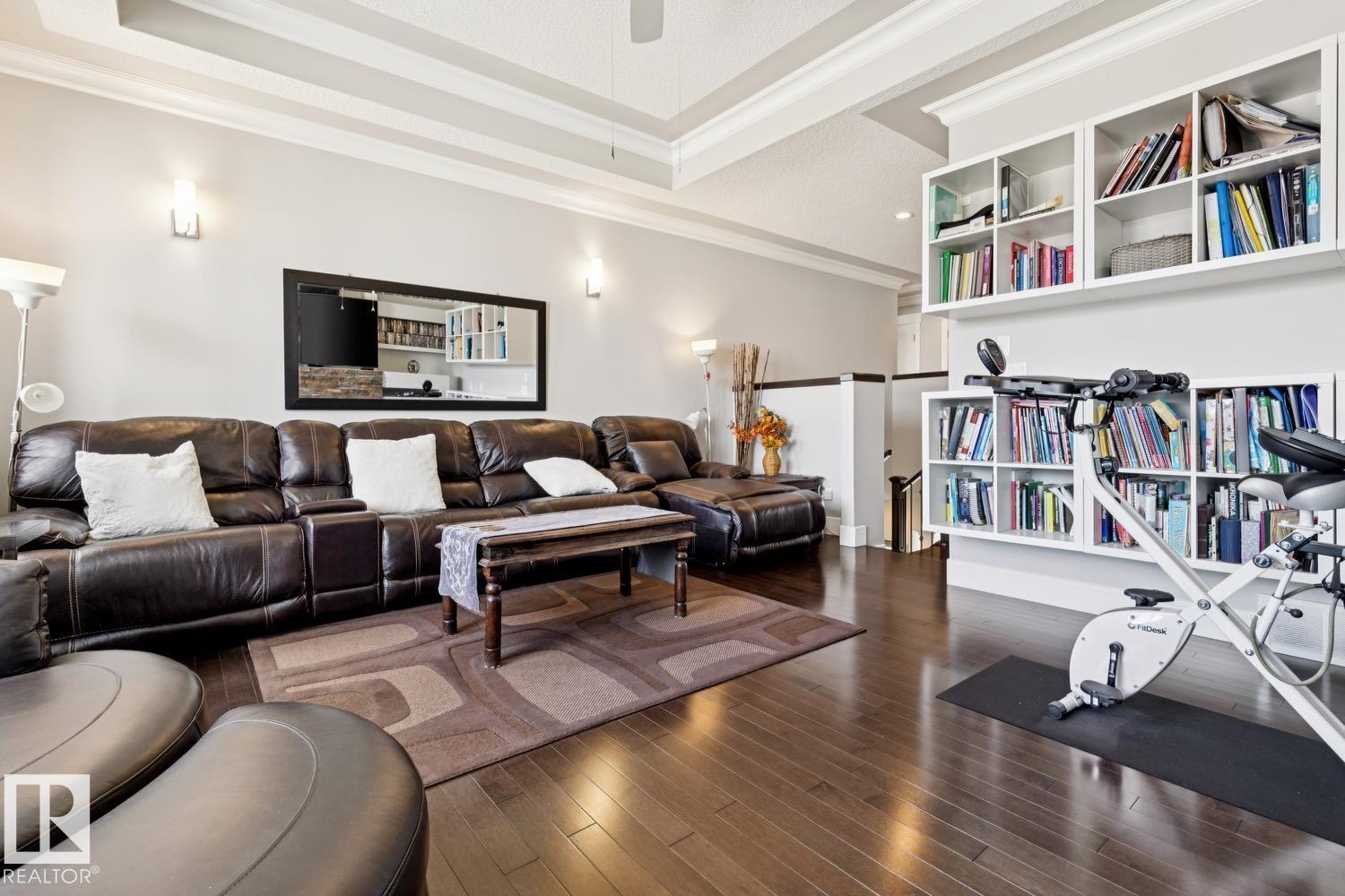811 ALBANY COVE NW - 45