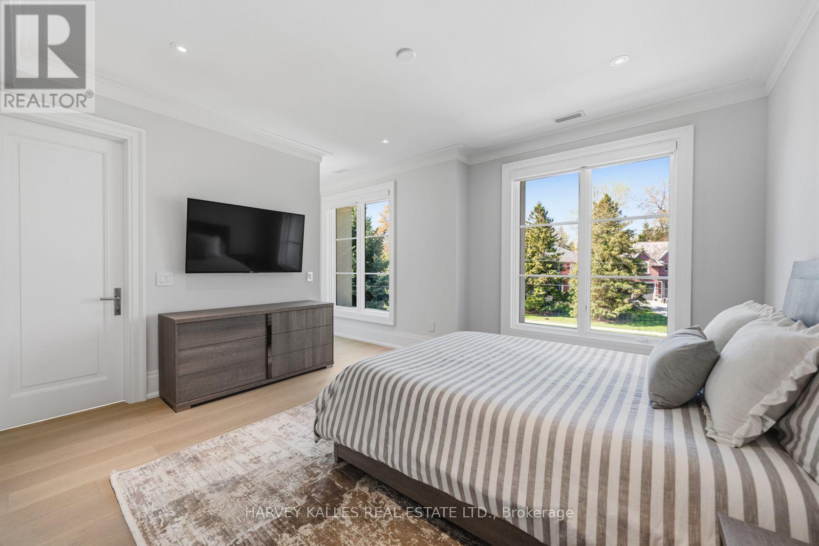 117 YONGE BOULEVARD - Image 36