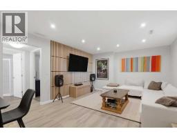 87 Couture Crescent Sw, Calgary, AB T3E7R3 Photo 37