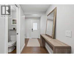 87 Couture Crescent Sw, Calgary, AB T3E7R3 Photo 22