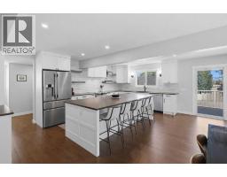 3pc Bathroom - 87 Couture Crescent Sw, Calgary, AB T3E7R3 Photo 11