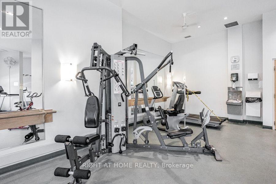 #107 509 BEECROFT AVENUE - 31
