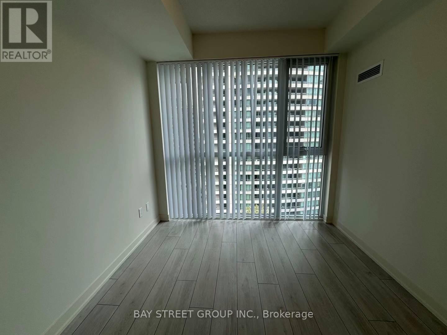 #1006 4955 YONGE STREET - 7