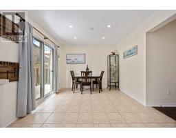 340 Flagstone Way, Newmarket, ON L3X2R8 Photo 11