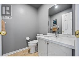 340 Flagstone Way, Newmarket, ON L3X2R8 Photo 9