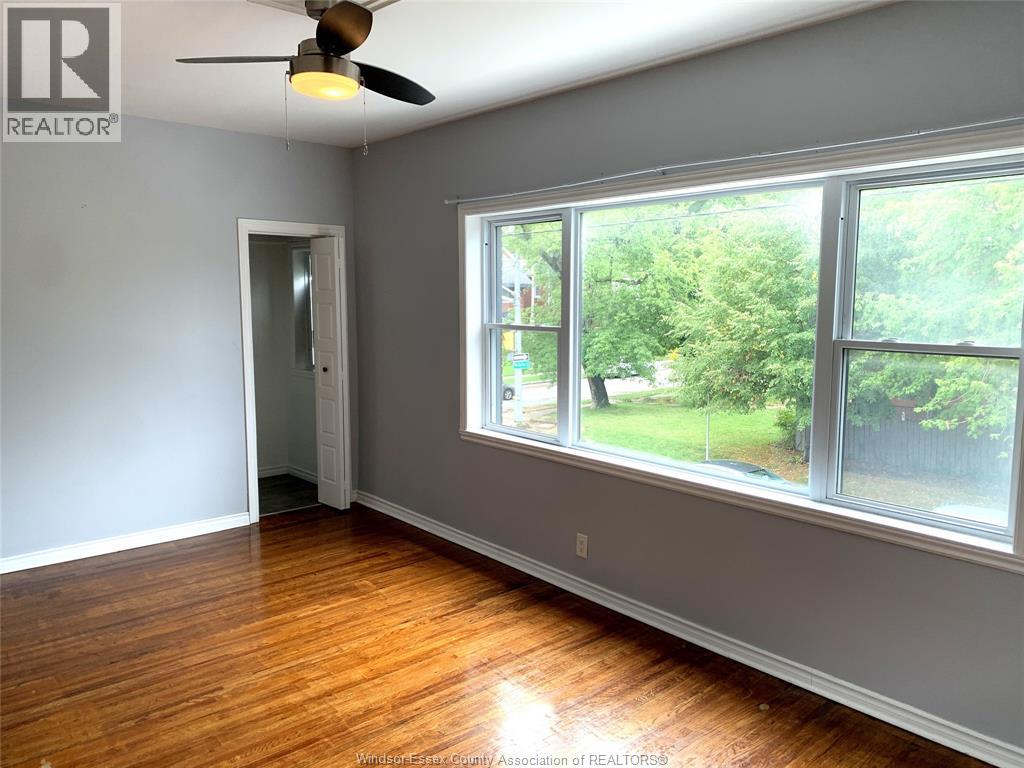 220 Erie STREET West, Windsor — photo 3
