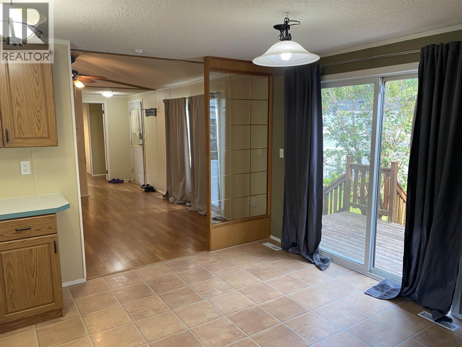 3061 THEE COURT - 6