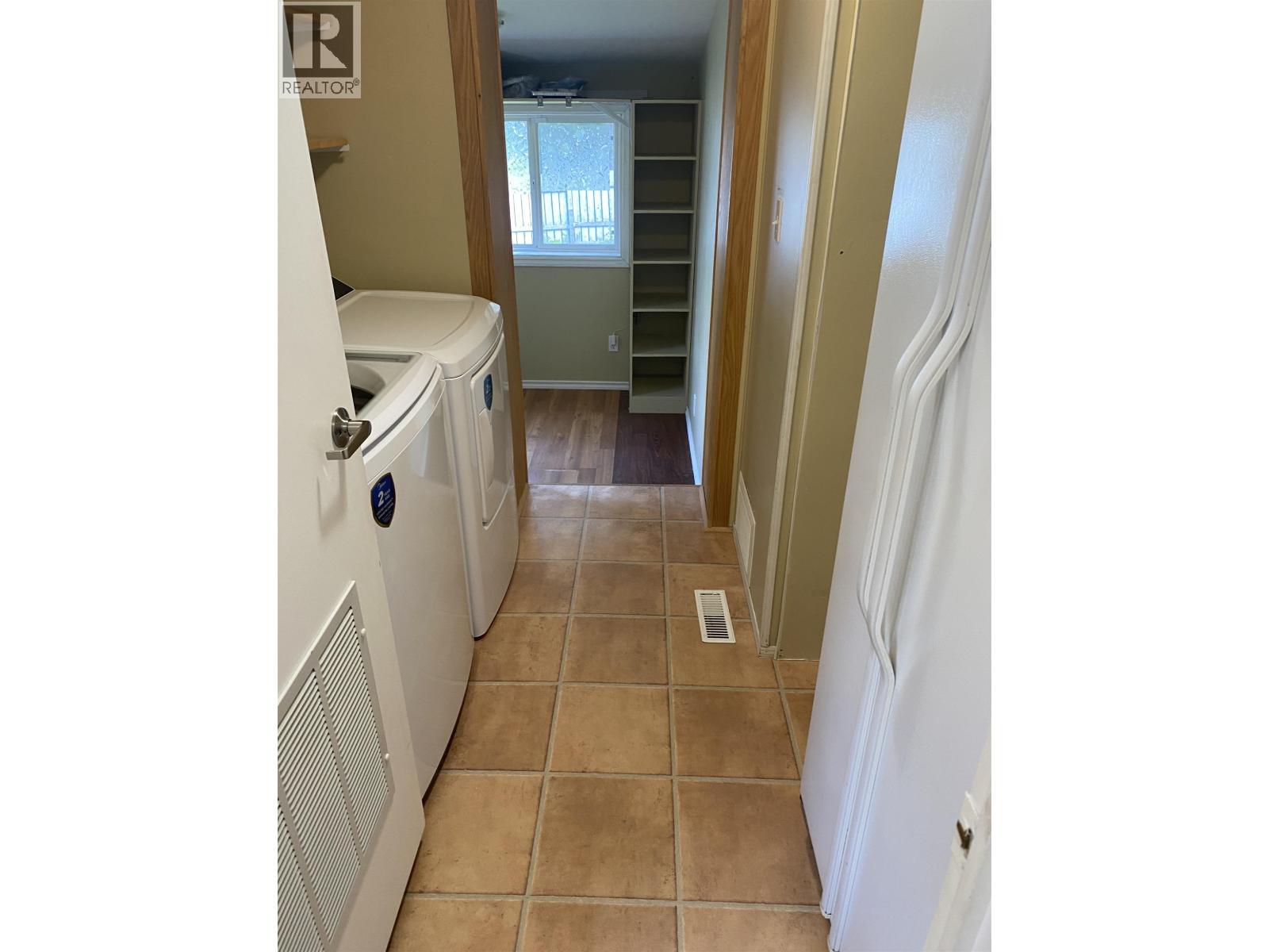 Photo 15 of 23 — 3061 THEE COURT · Prince George, BC