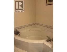 Primary Bedroom - 1 500 Marsett Pl, Saanich, BC V8Z7J1 Photo 12