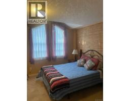 Storage - 1 500 Marsett Pl, Saanich, BC V8Z7J1 Photo 14