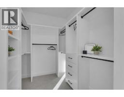 612 22 Avenue NE - photo 23