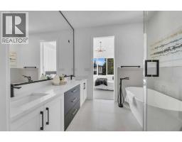 612 22 Avenue NE - photo 27