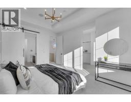 612 22 Avenue NE - photo 22