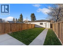 612 22 Avenue NE - photo 45