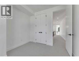 612 22 Avenue NE - photo 30