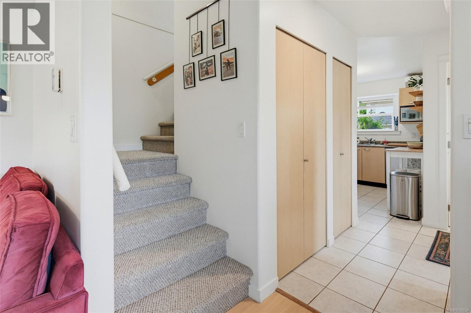 #16 1019 North Park St - Image 8
