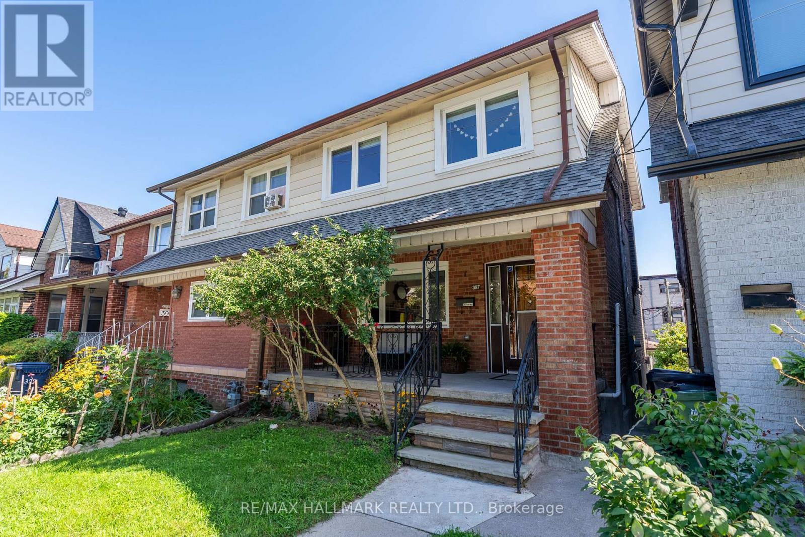 Photo of 397 Strathmore Boulevard