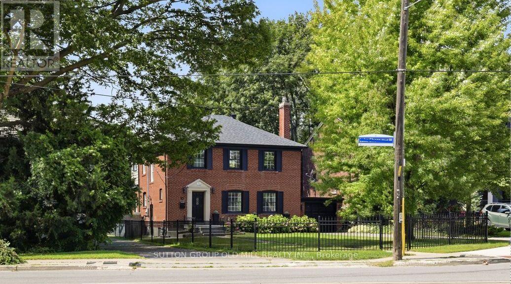Photo of 10 Queens Avenue