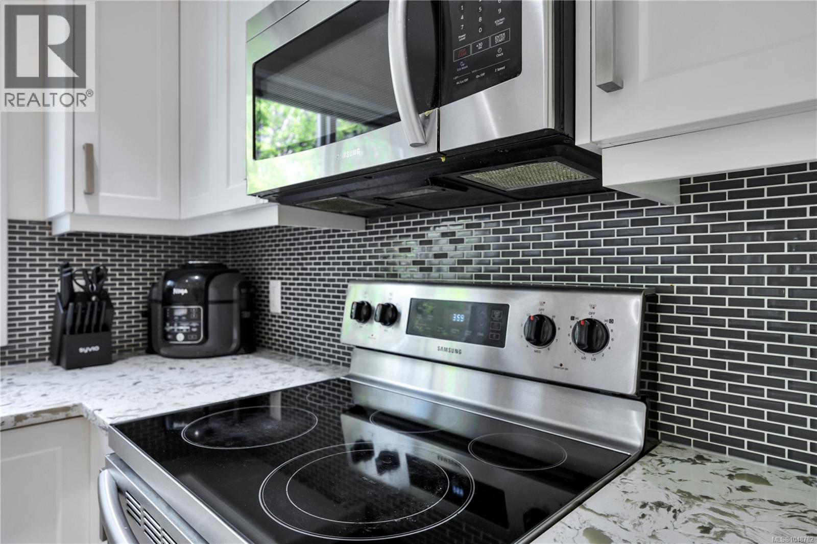 3397 Pinestone Way, Nanaimo