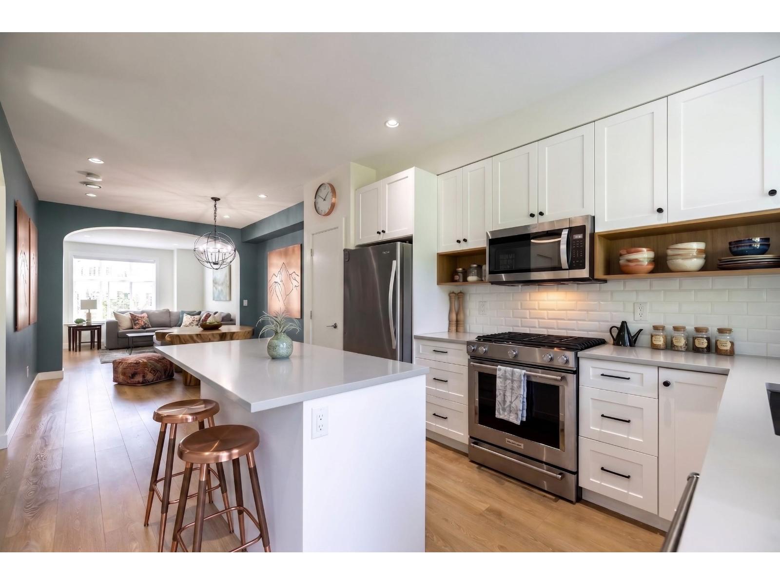 54 27735 ROUNDHOUSE DRIVE, Abbotsford