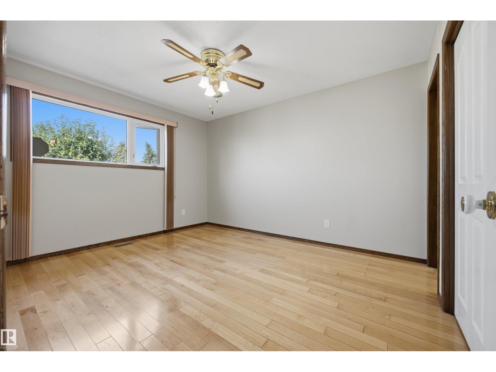 14008 94 ST NW - 20