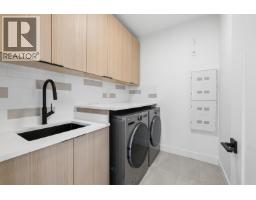 21606 124 Avenue, Maple Ridge, BC V2X5K3 Photo 32