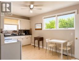 Laundry room - 1438 D Avenue N, Saskatoon, SK S7L1P4 Photo 10