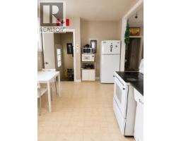 1438 D Avenue N, Saskatoon, SK S7L1P4 Photo 12