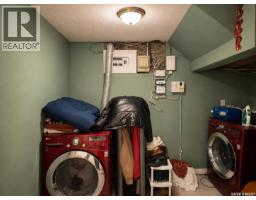 1438 D Avenue N, Saskatoon, SK S7L1P4 Photo 24