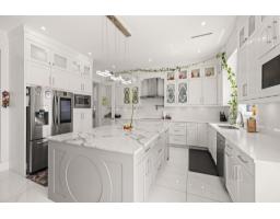 13306 90 Avenue, Surrey, BC V3V1C1 Photo 11