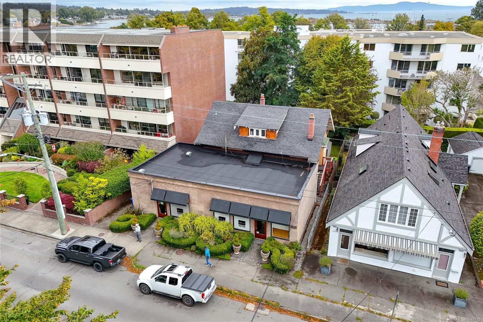 1161 Newport Ave, Oak Bay — photo 5