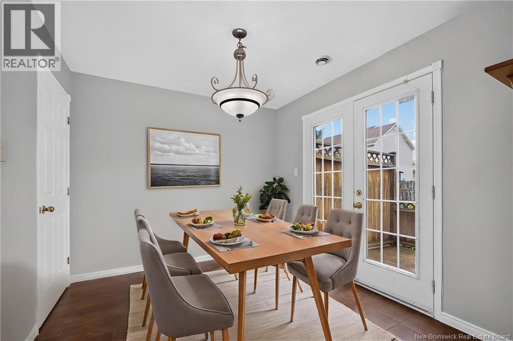 264 Glencairn - 20