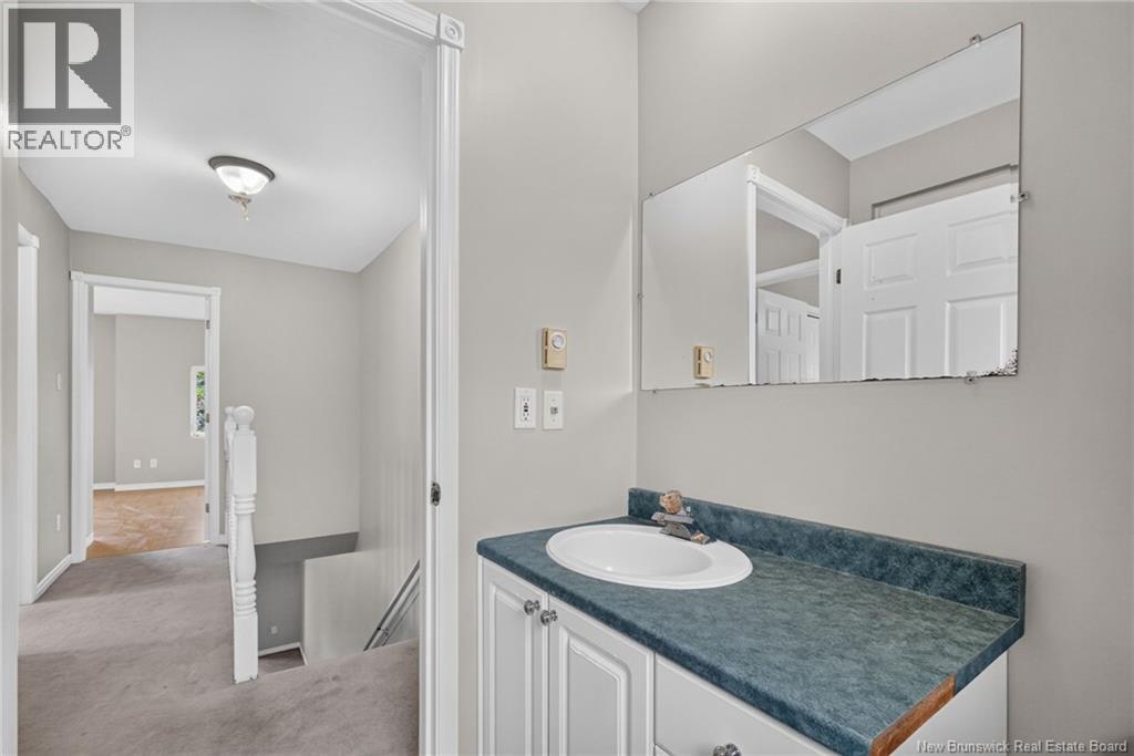 264 Glencairn - 26