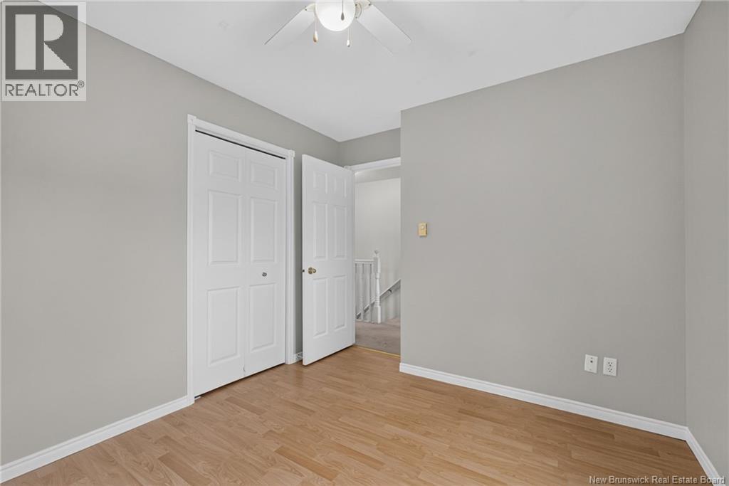 264 Glencairn - 30