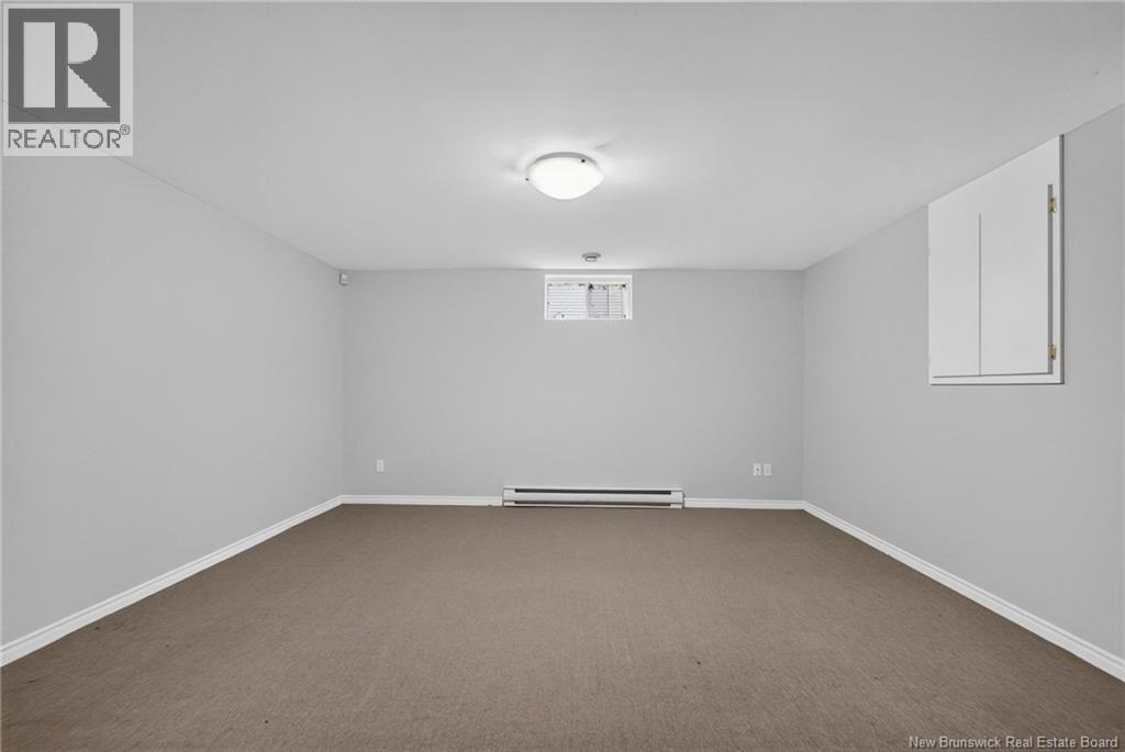 264 Glencairn - Image 40