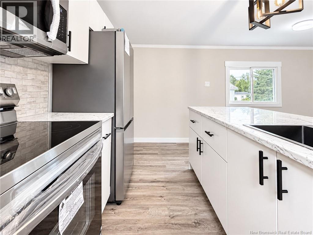 14 Elmdale Crescent - 17