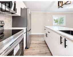 14 Elmdale Crescent, photo 17