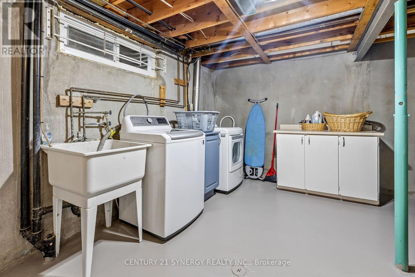 3 Bed, 2 Bath House for Sale in Ottawa – 87 – 1900 MARQUIS AVENUE, Ottawa – MLS# X13758186 - Image 34