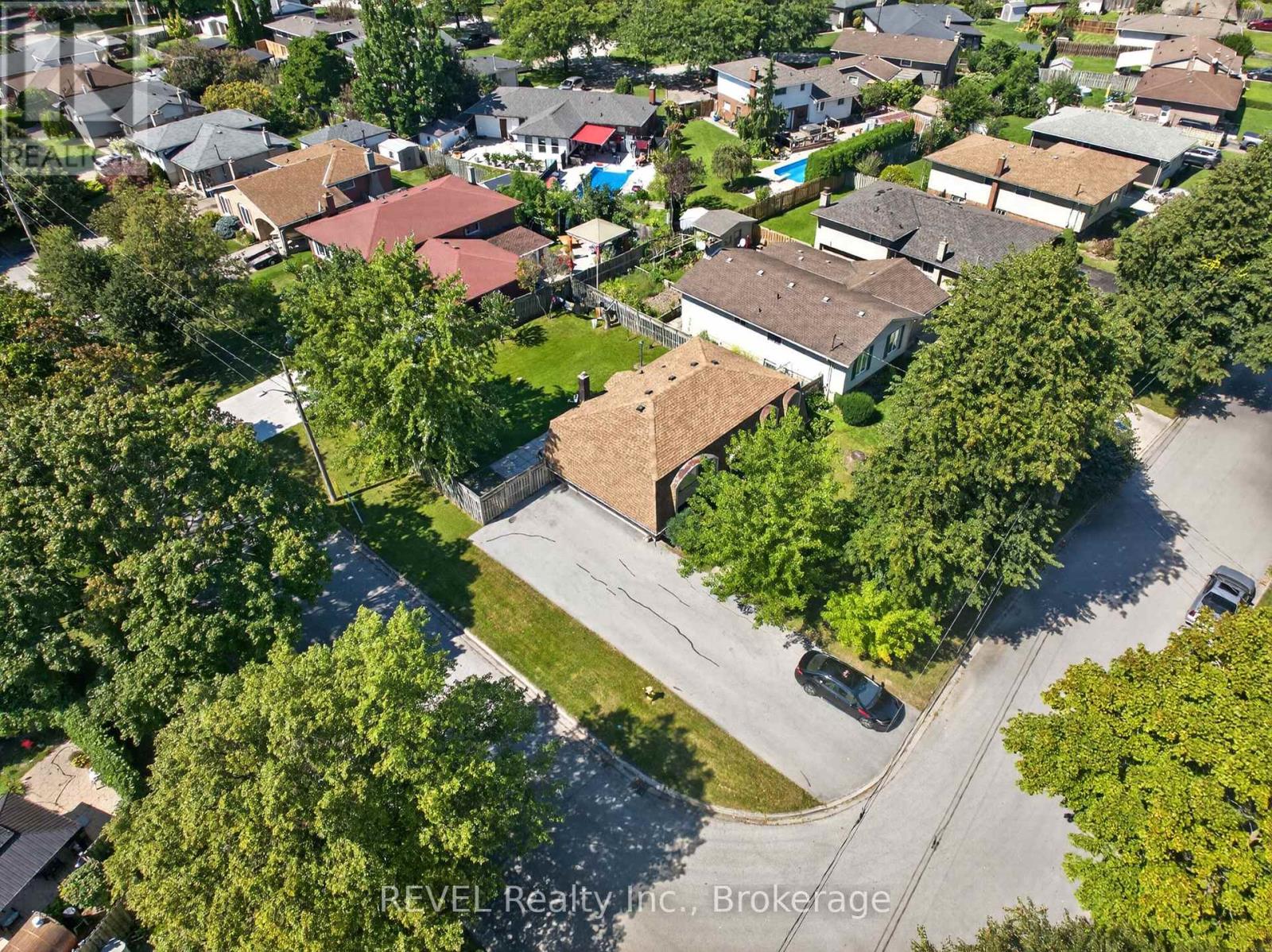 17 Ramsey Street — photo 31