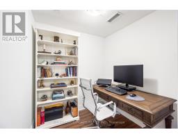 Th102 - 9618 Yonge Street, Richmond Hill, ON L4C0X5 Photo 19