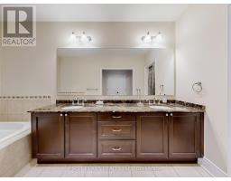 3 Royal County Down Crescent, Markham, ON L6C0K1 Photo 22
