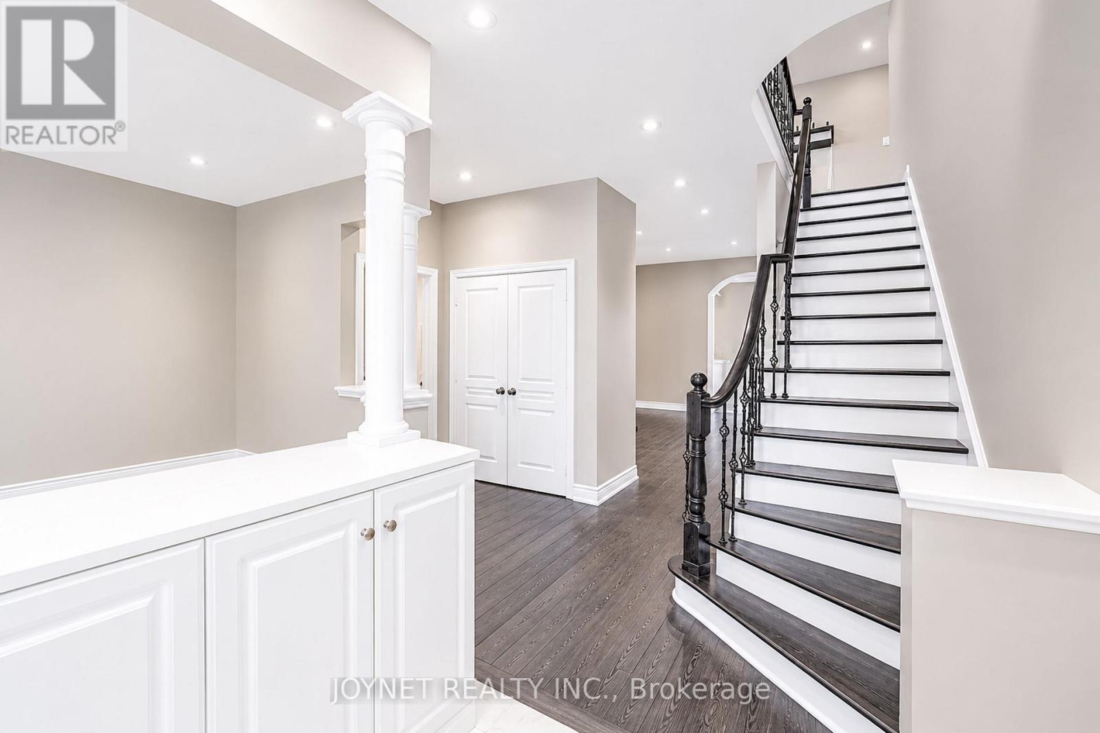Photo of 36 NEWBRIDGE AVENUE N