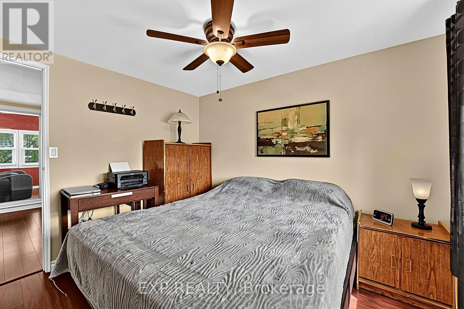 4 FAIRBIRCH COURT - 28