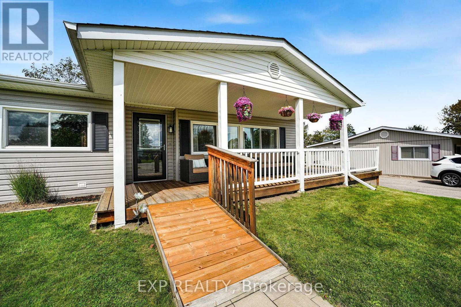 4 FAIRBIRCH COURT - 3