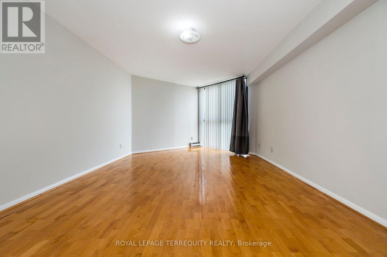 #2002 40 RICHVIEW ROAD - 21