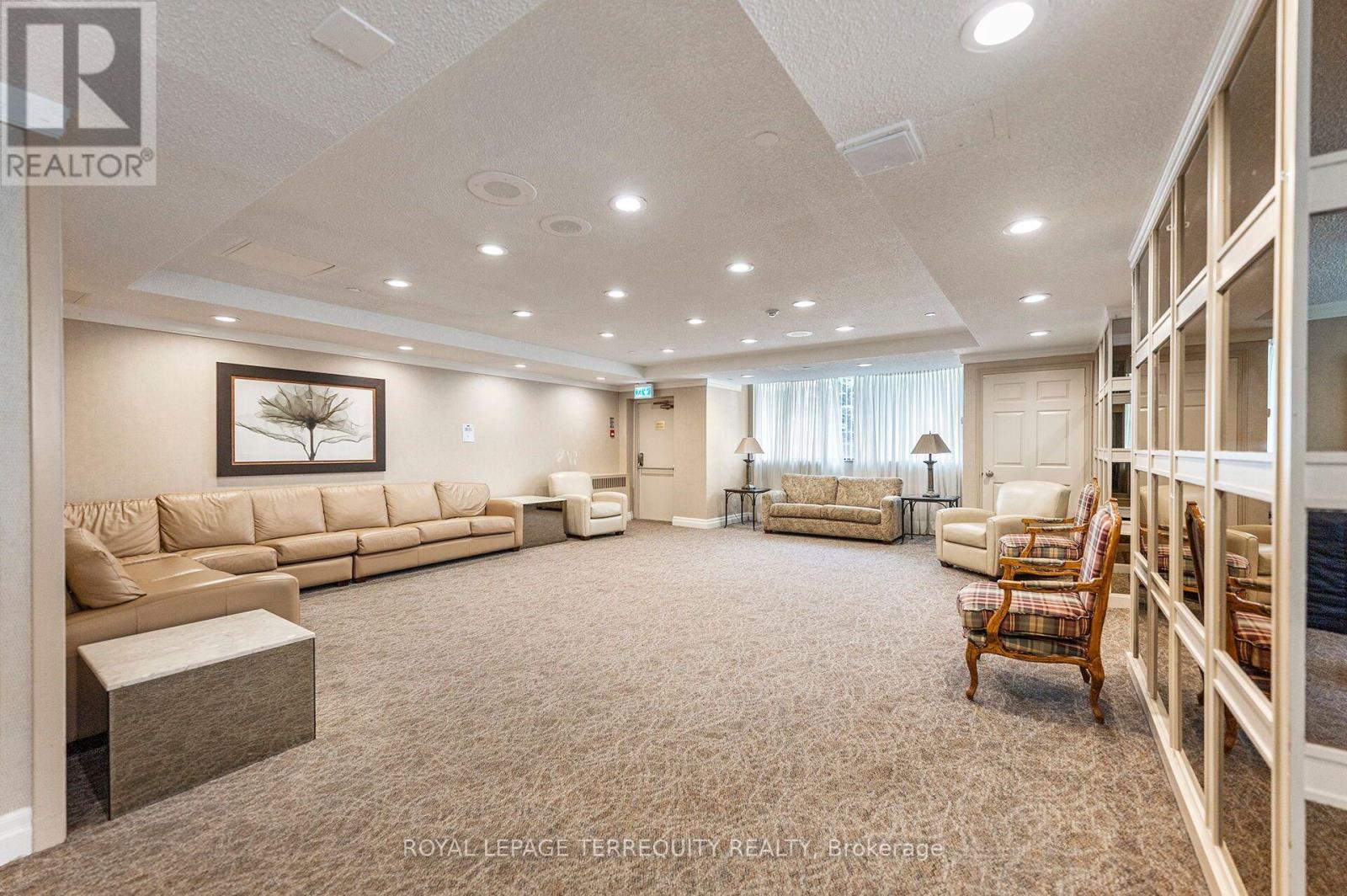 #2002 40 RICHVIEW ROAD - 31