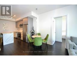 Foyer - 1904 - 20 Brin Drive, Toronto, ON M8X0B2 Photo 6