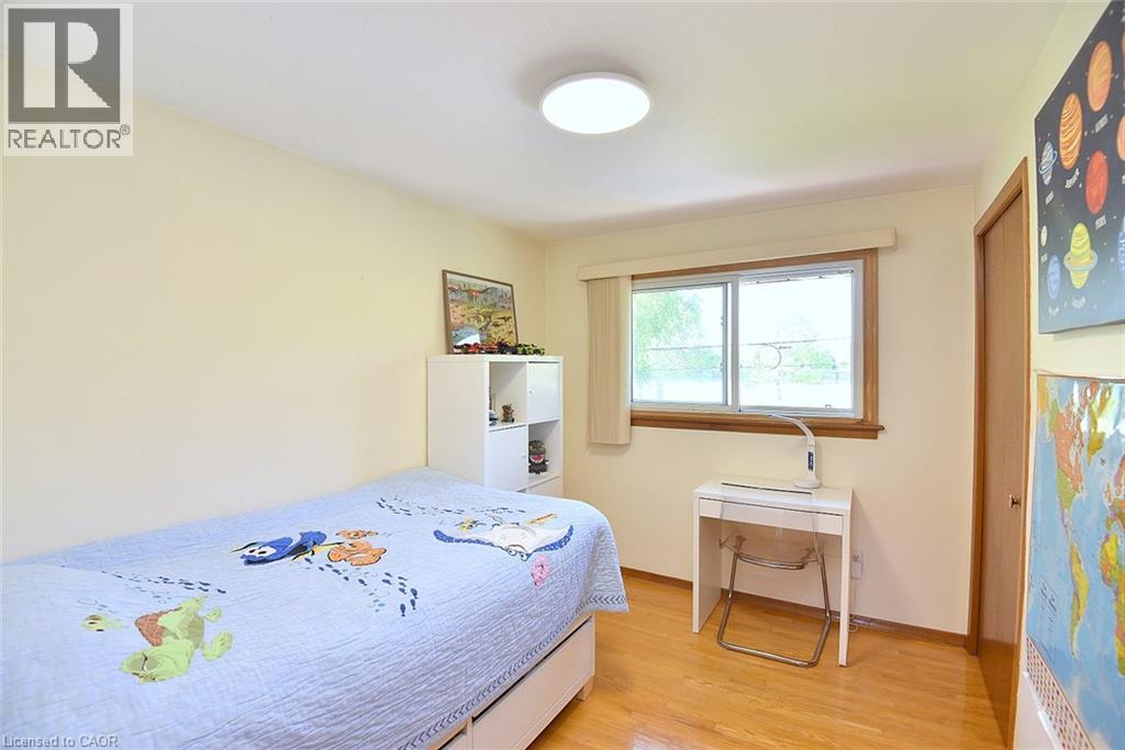 372 FENNELL Avenue W - 12