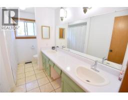 3pc Bathroom - 372 Fennell Avenue W, Hamilton, ON L9C1G4 Photo 10