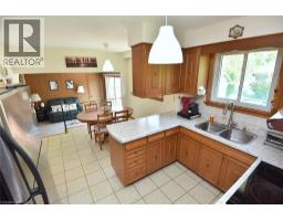 372 Fennell Avenue W, Hamilton, ON L9C1G4 Photo 21